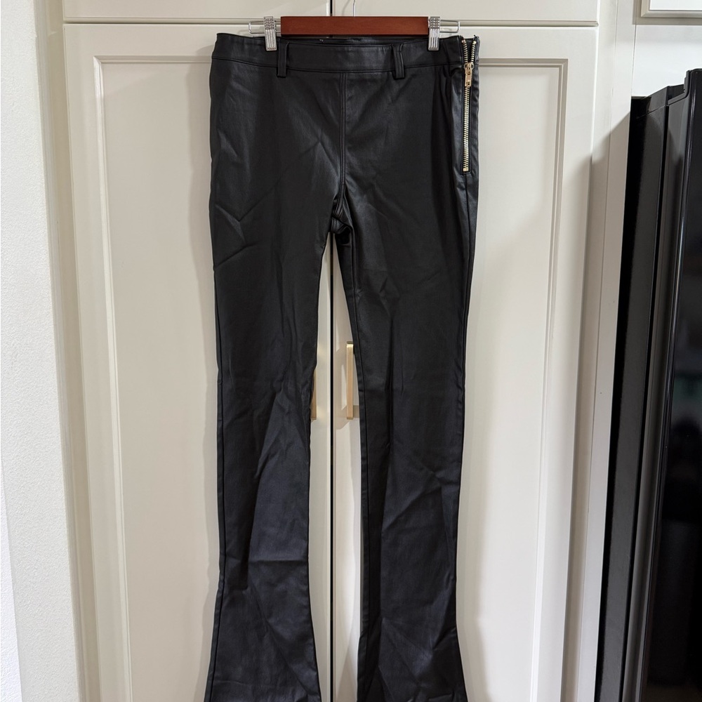 Retrofete Black Pants with Tan Label